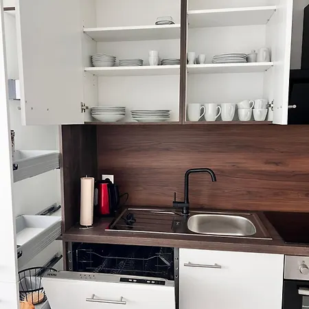 Aue * Γκόσλαρ