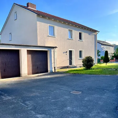 Aue Apartment *
